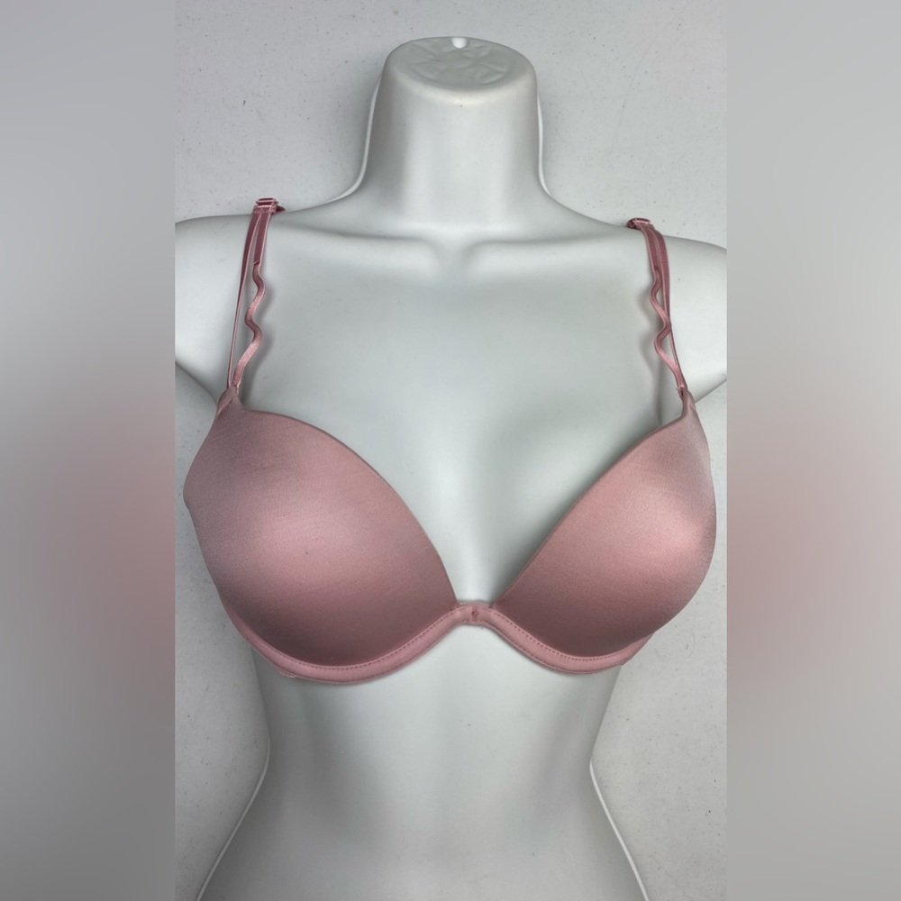 NWOT LS PNK Push-up Plunge, 34B *P1028